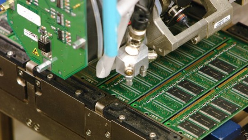 Micron объявила модули памяти DDR4 