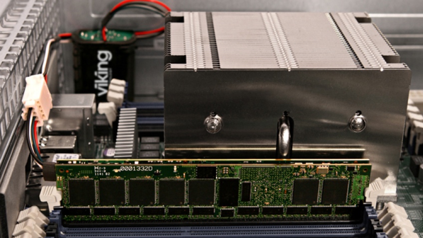 Стартовали поставки смешанных модулей ОЗУ DRAM + NAND