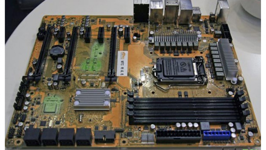 MSI продемонстрировала образец исходной платы на чипе Z87