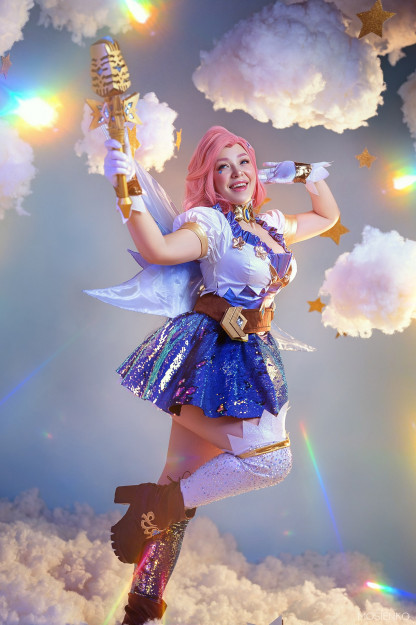 Косплей недели: BioShock Infinite, Resident Evil Village, «Ведьмак 3», LoL, «Гарри Поттер» Косплей недели: BioShock Infinite, Resident Evil Village, «Ведьмак 3», LoL, «Гарри Поттер»