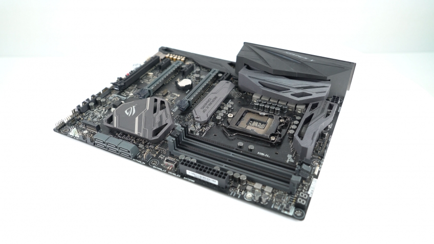 Скальпируем и разгоняем Core i7-8700K Скальпируем и разгоняем Core i7-8700K