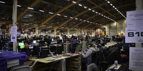 Сияние северной звезды, или Итоги Dreamhack Winter 2012 Сияние северной звезды, или Итоги Dreamhack Winter 2012