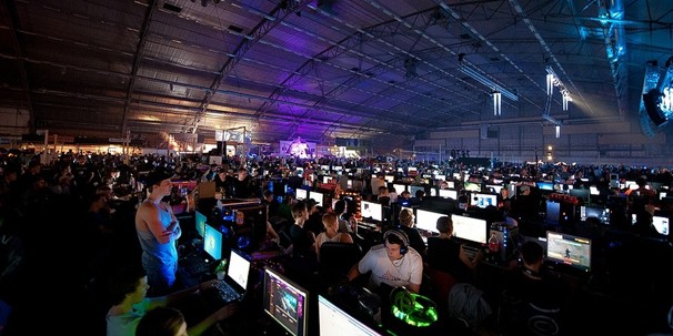 Сияние северной звезды, или Итоги Dreamhack Winter 2012 Сияние северной звезды, или Итоги Dreamhack Winter 2012
