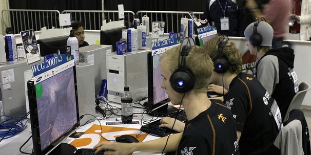 История Fnatic: часть вторая История Fnatic: часть вторая