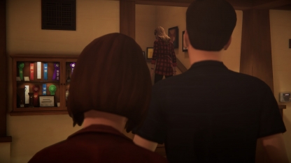 В BtS всё далеко не так грандиозно, как в Life is Strange: ситуаций, где надо спасти целый город или решить вопрос жизни и смерти, вы не встретите. Конфликт в Before the Storm вертится вокруг скромного десятка человек, решающих свои личные проблемы — но это, уж простите за штамп, «не баг, а фича».