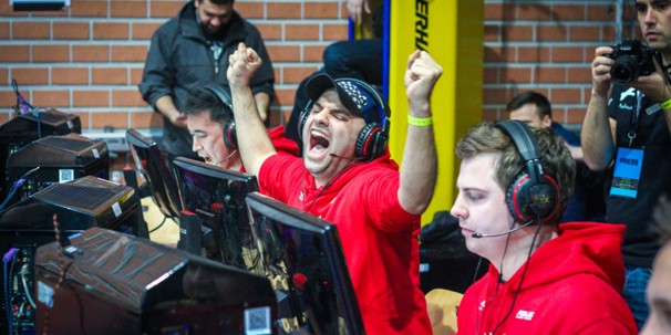 EMS One Katowice: чемпионат мира по CS:GO EMS One Katowice: чемпионат мира по CS:GO