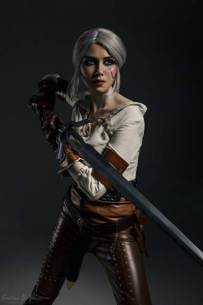 Косплей недели: Dota 2, Resident Evil: Village, Tomb Raider, «Ведьмак 3», League of Legends Косплей недели: Dota 2, Resident Evil: Village, Tomb Raider, «Ведьмак 3», League of Legends