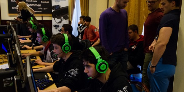 Кофе по-венски, или Обзор MadCatz CS:GO Invitational Кофе по-венски, или Обзор MadCatz CS:GO Invitational