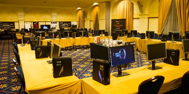 Кофе по-венски, или Обзор MadCatz CS:GO Invitational Кофе по-венски, или Обзор MadCatz CS:GO Invitational