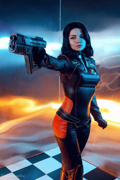 Косплей недели: Чёрная кошка, Resident Evil Village, Tomb Raider, «Аладдин», Mass Effect Косплей недели: Чёрная кошка, Resident Evil Village, Tomb Raider, «Аладдин», Mass Effect