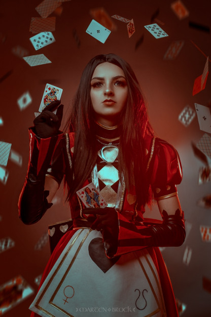 Косплей недели: Cyberpunk 2077, Doom, Alice: Madness Returns, League of Legends, «Матрица» Косплей недели: Cyberpunk 2077, Doom, Alice: Madness Returns, League of Legends, «Матрица»