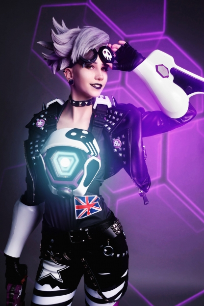 Пятничный косплей: LoL, Overwatch, DC Comics, Payday, Dragon Age, Borderlands Пятничный косплей: LoL, Overwatch, DC Comics, Payday, Dragon Age, Borderlands