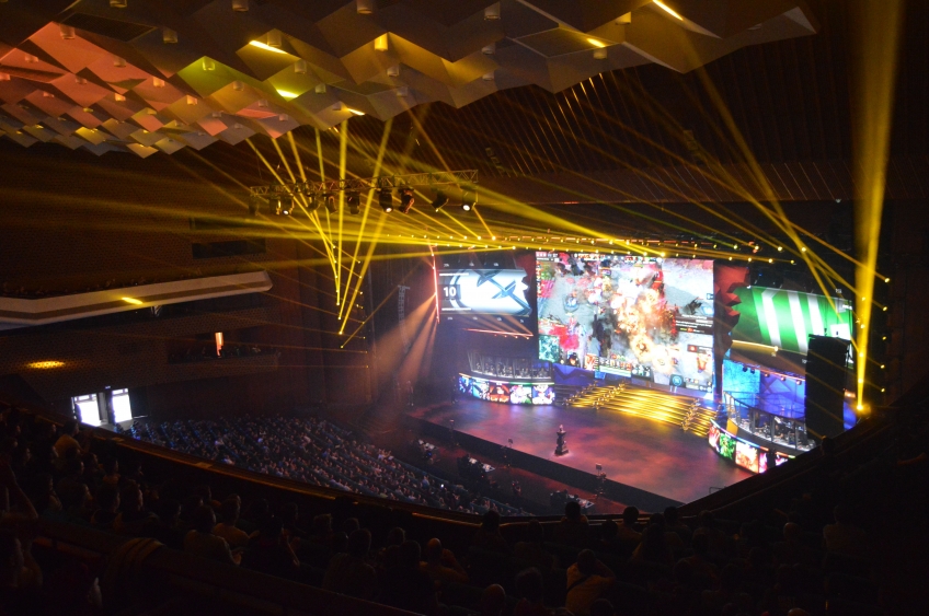 Чемпионат The Kiev Major по Dota 2: впечатления от финала. Как футбол, только моложе Чемпионат The Kiev Major по Dota 2: впечатления от финала. Как футбол, только моложе