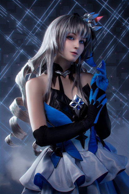 Косплей недели: «Ведьмак 3», Genshin Impact, Honkai Impact 3rd, «Клуб Романтики» и русская баскетболистка — Димитреску Косплей недели: «Ведьмак 3», Genshin Impact, Honkai Impact 3rd, «Клуб Романтики» и русская баскетболистка — Димитреску