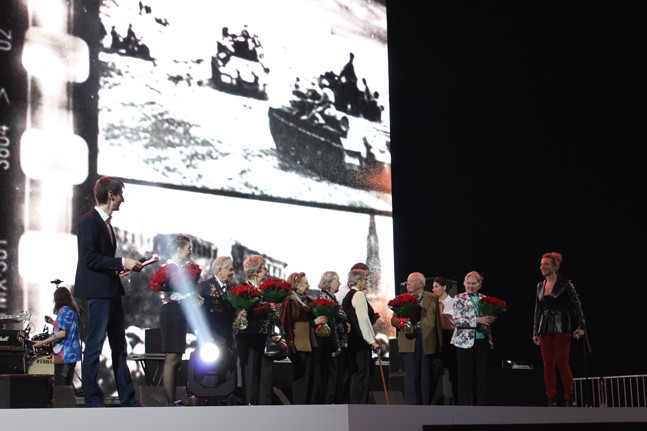 Фотоотчет: как Wargaming отмечали 70-летие великой Победы в «Олимпийском» Фотоотчет: как Wargaming отмечали 70-летие великой Победы в «Олимпийском»