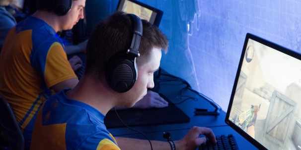 Dreamhack Winter 2013. CS:GO наносит ответный удар Dreamhack Winter 2013. CS:GO наносит ответный удар