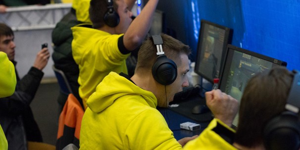 Dreamhack Winter 2013. CS:GO наносит ответный удар Dreamhack Winter 2013. CS:GO наносит ответный удар