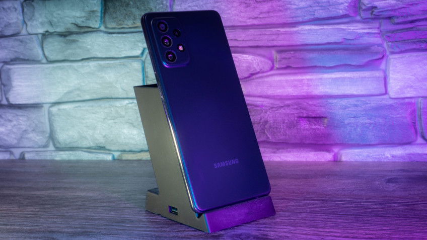 Личный опыт: полтора месяца с Samsung Galaxy A72. Обзор и впечатления от «почти флагмана»