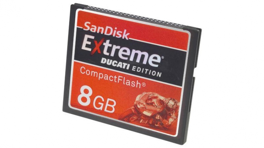 Красные мото-флэшки от SanDisk Красные мото-флэшки от SanDisk