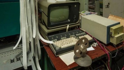 Вот так выглядел неслыханно мощный и на редкость компактный компьютер «Электроника-60». Отыскать его можно было лишь в крупных НИИ да в космонавтике