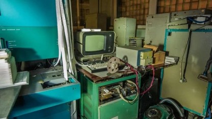 Вот так выглядел неслыханно мощный и на редкость компактный компьютер «Электроника-60». Отыскать его можно было лишь в крупных НИИ да в космонавтике