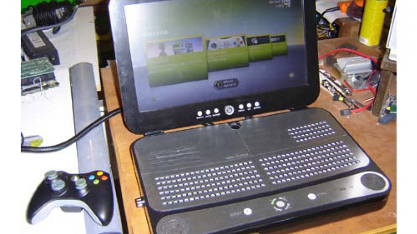 Бен Хек представил Xbox 360 Portable