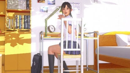 Слева — Summer Lesson, справа — VR Kanojo