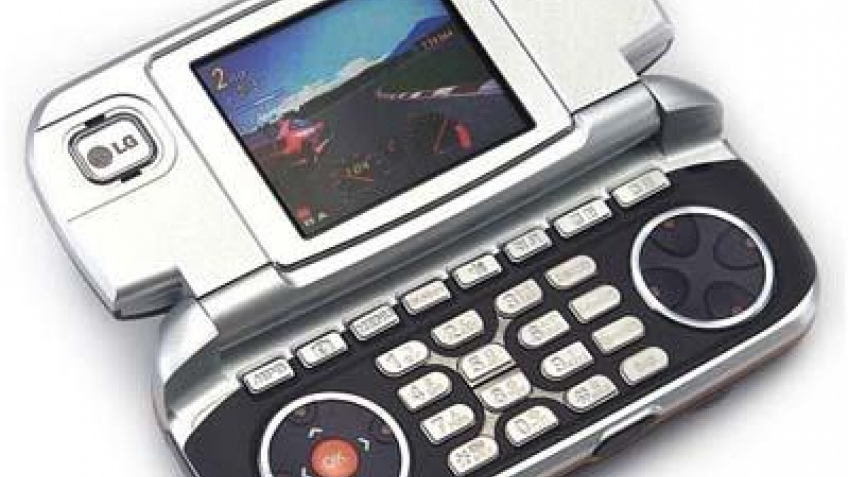 Игрофон или коммуникатор?
