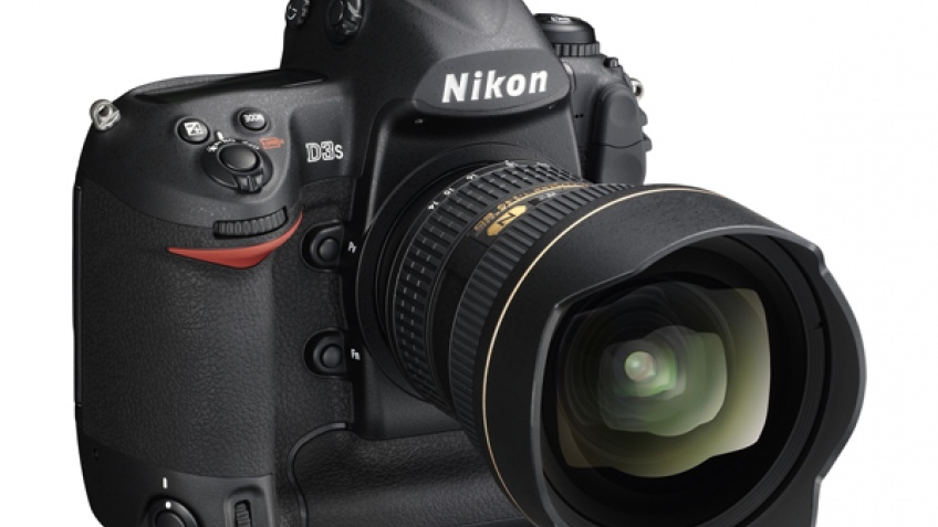 Nikon D3s, конкуренция нарастает