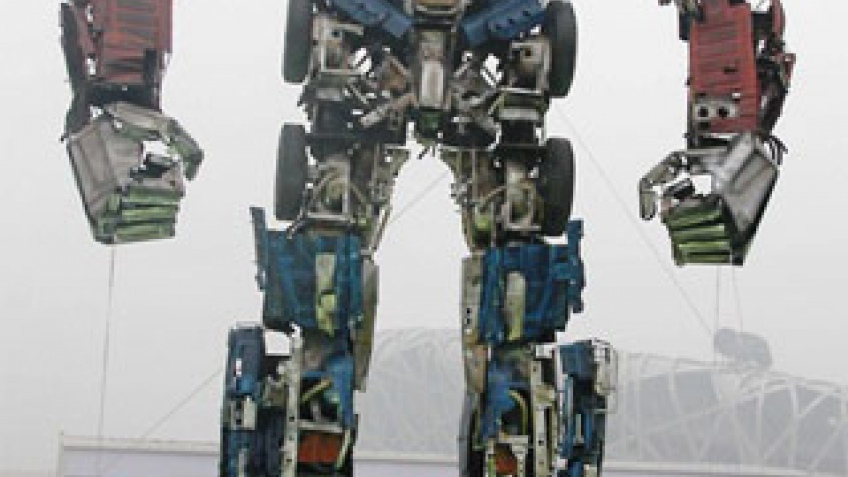 Optimus Prime из мусора