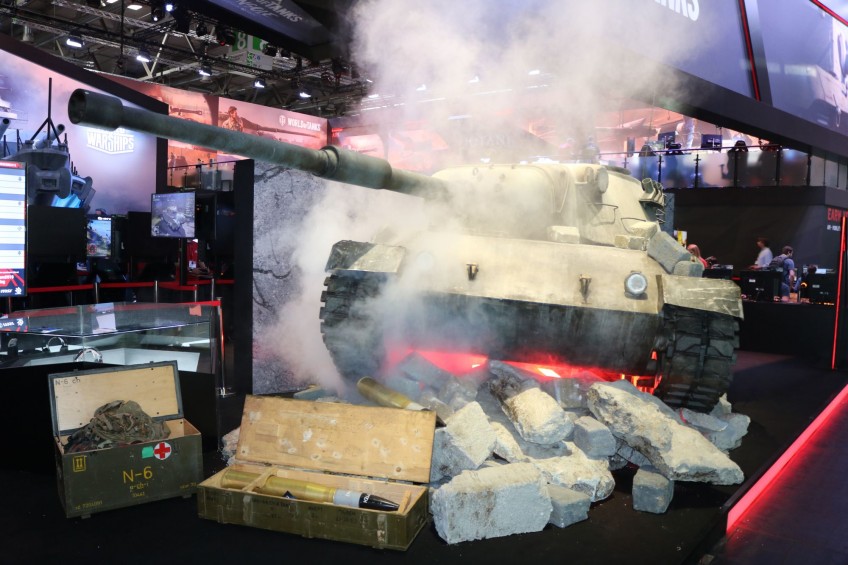«Земля в дыму, страна горит», а стенд World of Tanks готов встречать гостей