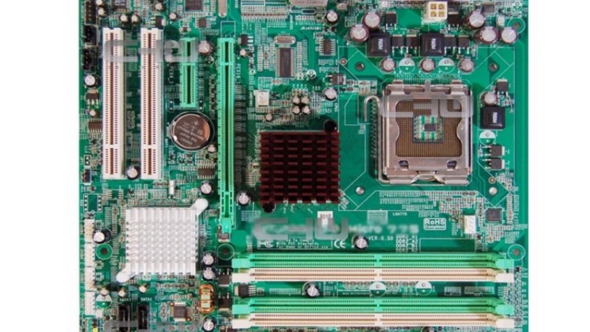 Первые фото Intel G33 Express Первые фото Intel G33 Express