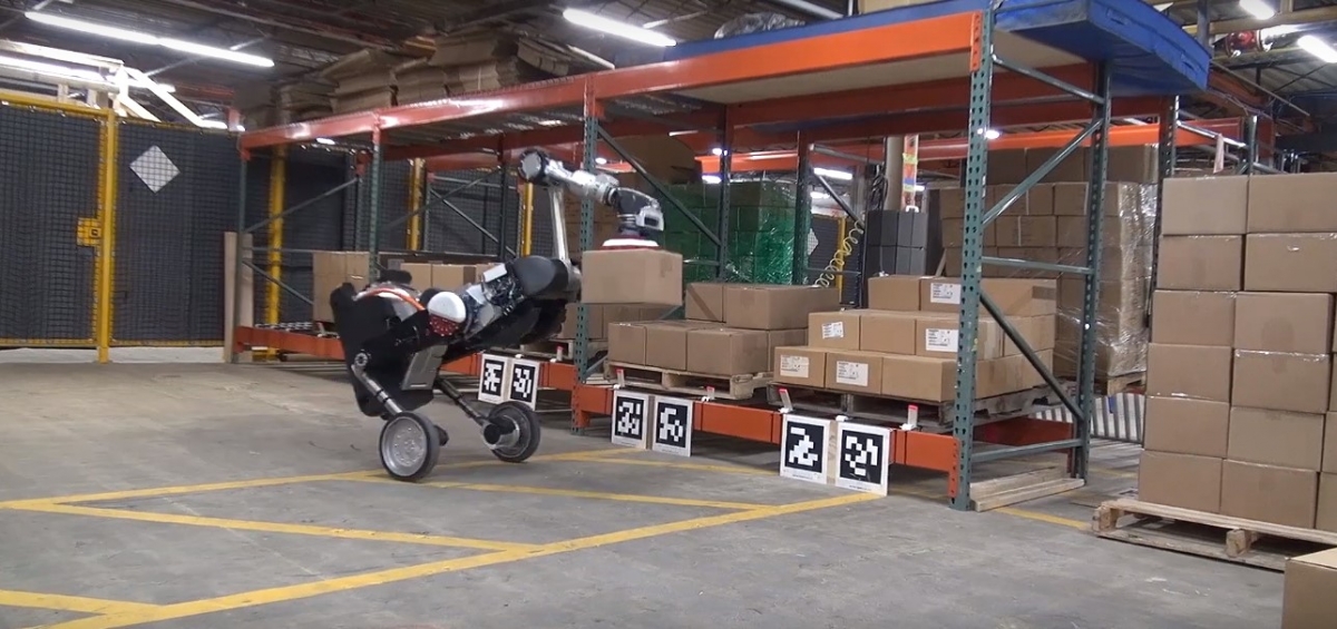 Boston Dynamics показала робота-грузчика