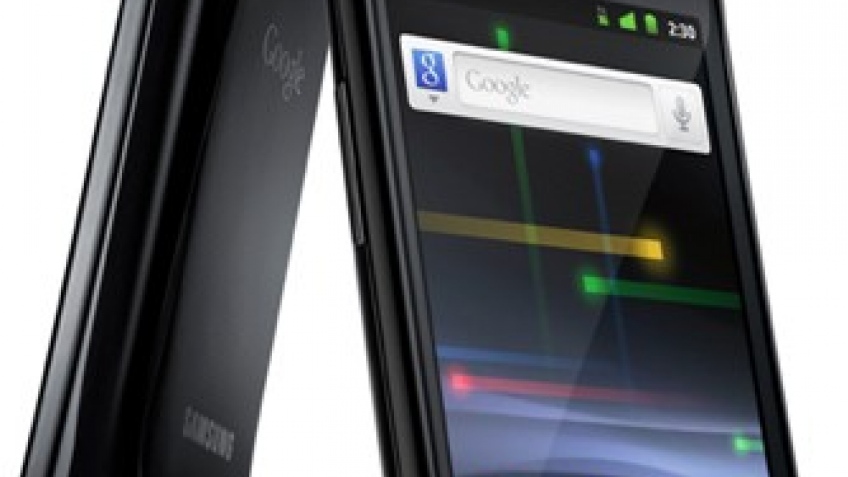 Google представила смартфон Nexus S на основе Android 2.3