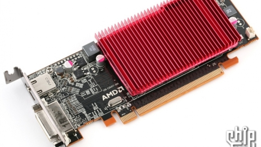 Фотография бюджетной видеокарты из линейки Radeon HD 6300