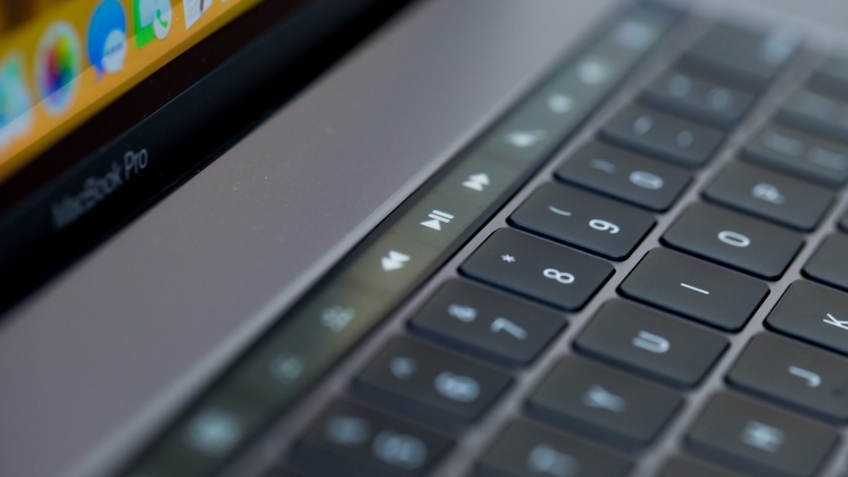 Слухи: MacBook Pro с экраном на 16 дюймов может выйти в 2021 году