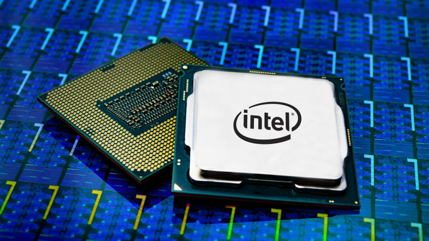 Intel CEO Predicts Semiconductor Deficit Until 2024