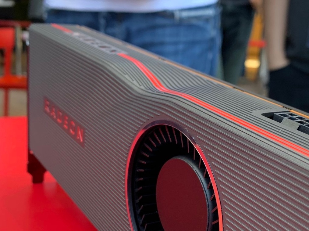 Разогнанная Radeon RX 5700 XT обошла NVIDIA RTX 2080 в Firestrike