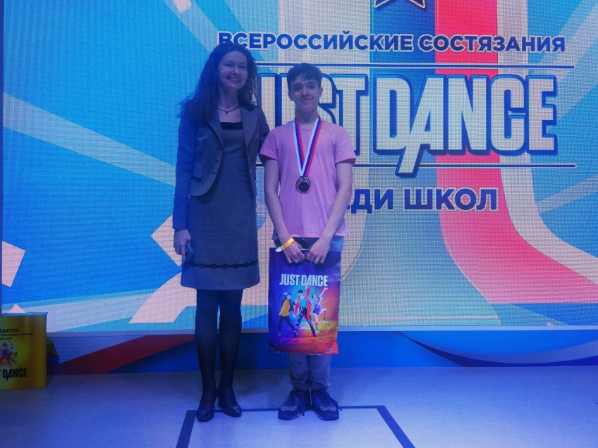 Награды победителям вручала Ольга Лазарева — генеральный директор Ubisoft Россия