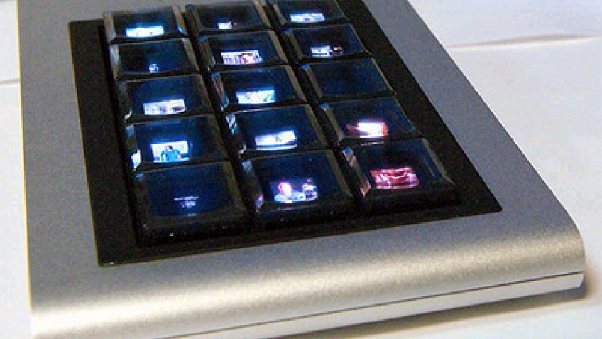 Лебедев показал Optimus AUX