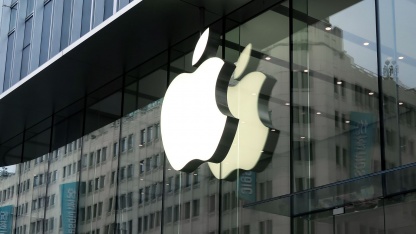 DSCC: первый смартфон Apple со складным экраном может выйти в 2022-м