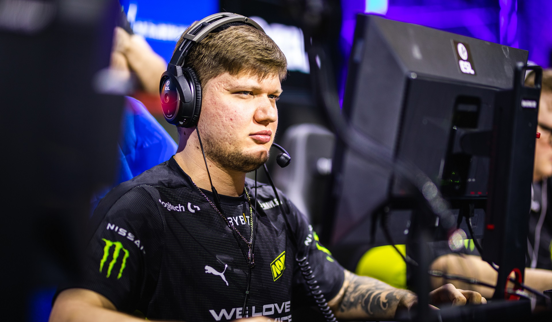 S1mple из NaVi рассказал про свои настройки в CS:GO и игровое место