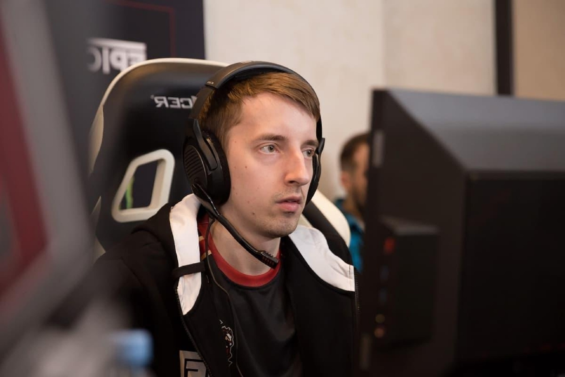 Состав Team Empire по Dota 2 покинул Ghostik