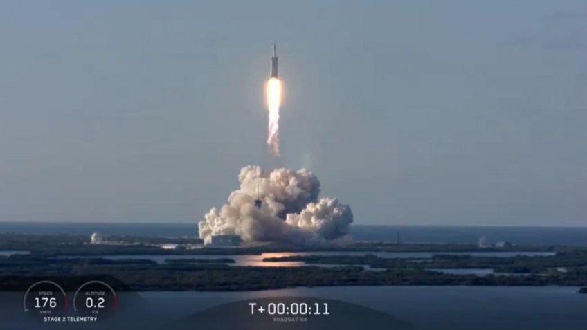 Второй пошёл: SpaceX успешно запустила тяжёлую ракету Falcon Heavy