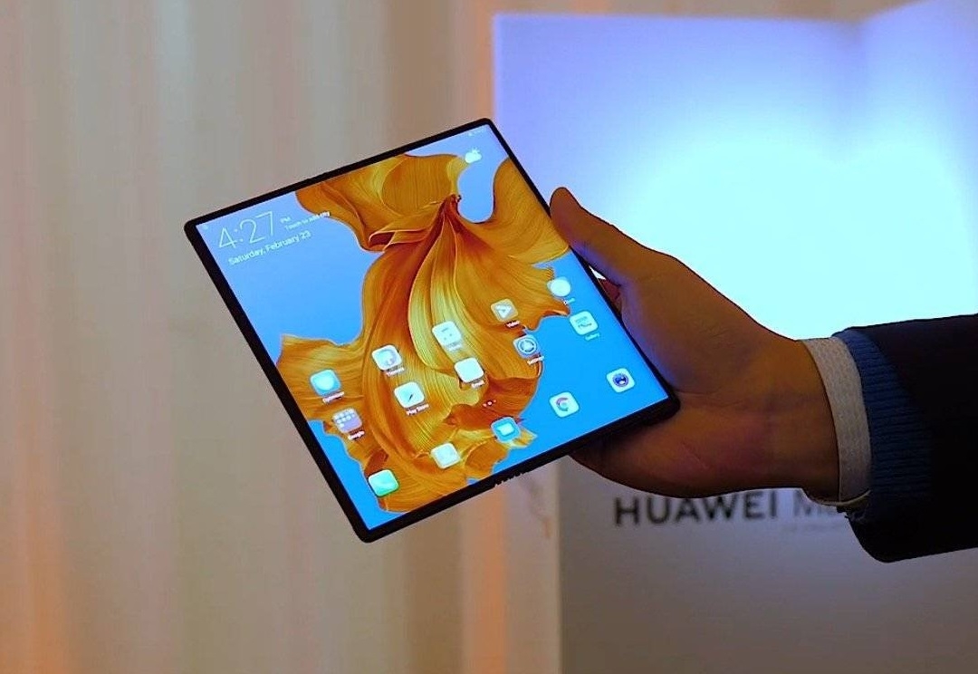 Глава Huawei рассказал о будущем складных смартфонов