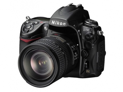 Nikon представила полнокадровую камеру D700