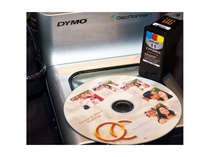 Dymo наносит красивые картинки на диски