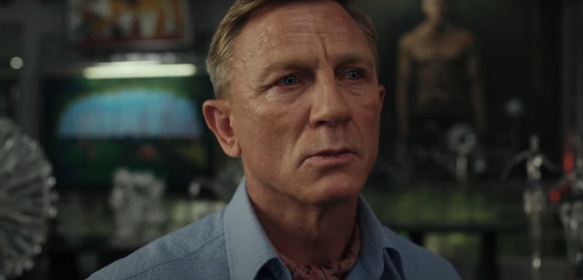 В тизере «Достать ножи 2» герой Дэниела Крэйга берётся за новое дело