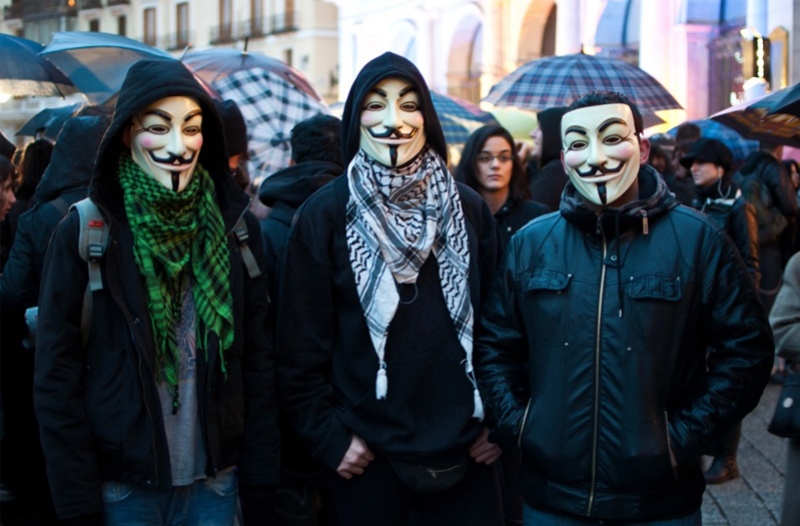 Хакеры из Anonymous обиделись на Activision