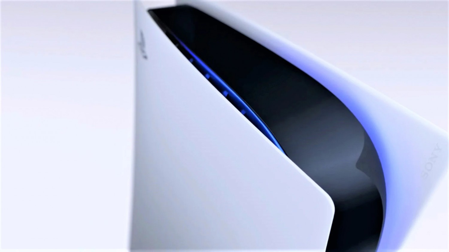 Почему PlayStation 5 без дисковода стоит почти на 10 тысяч рублей дешевле
